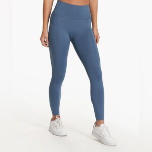 Vuori Evolve Legging: Pool Blue, Size Small